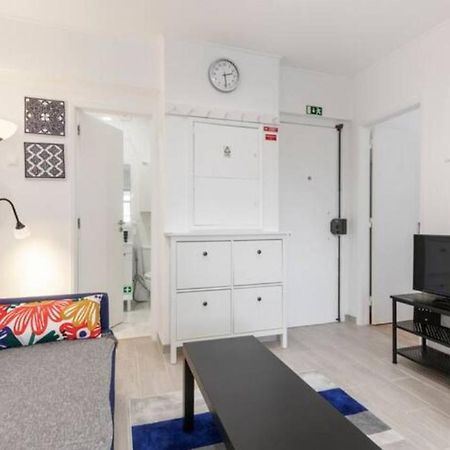 Beautiful 1 Bedroom Apartment Near Benfica Lisboa Екстериор снимка